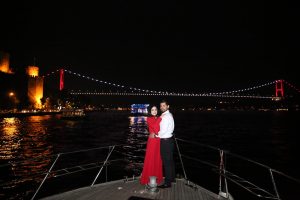 Çırağan Sarayında Evlilik Teklifi Organizasyonu İzmir Organizasyon