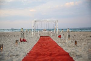 Plajda Evlenme Teklifi Organizasyonu